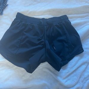 Lululemon hottie hot shorts